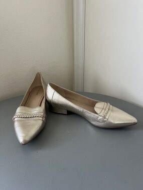 Cole Haan Women’s Light Gold Metallic Pointed-Toe Low Heel Loafers - Size 9